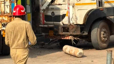 delhi-cng-blast.jpg