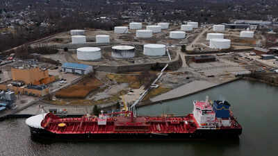 file-photo-petroleum-tanker-ship-at-terminal-in-braintree.jpg