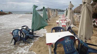 major-hurricane-polo-intensifies-off-mexicos-pacific-coast.jpg