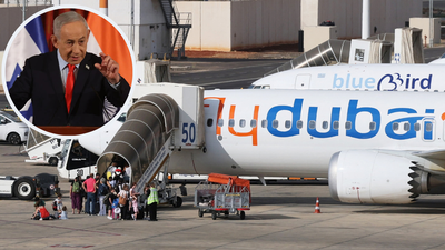 netanyahu-on-indian-flydubai-pilot.jpg