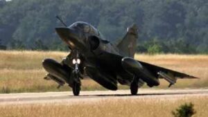 a-french-made-mirage-2000-d-fighter-jet-lands-at-nancy-military-airbase-eastern-france-reuters.jpg