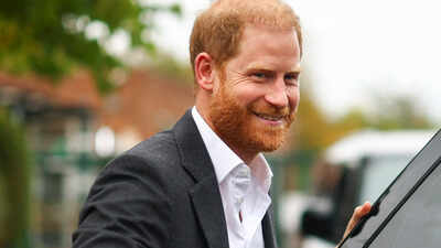 britains-prince-harry-and-meghan-the-duke-and-duchess-of-sussex-visit-nottingham.jpg