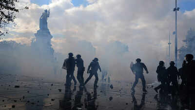 france-protests.jpg
