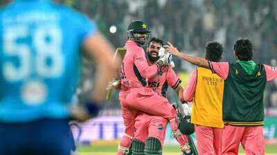 shadab-rauf-2610-afp.jpg